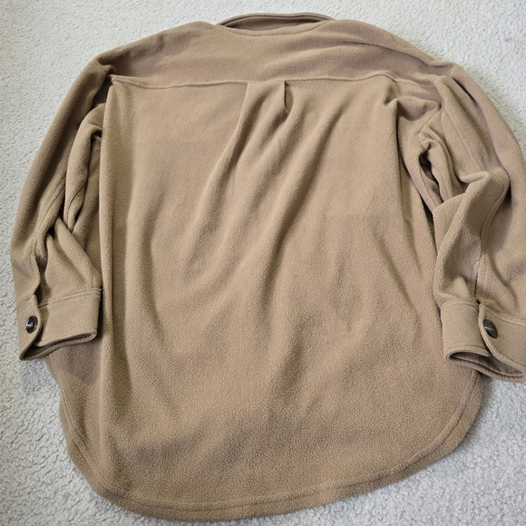 From Palmer Lightweight Shacket Jacket – Size Small (Oversized Fit M/L) - Picture 7 of 7